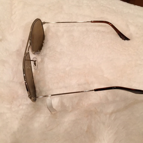 Ann Taylor aviator sunglasses - Picture 2 of 3